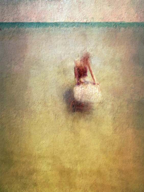 The iPhone Photographic Artistry of Davide Capponi 10 Playing on the beach 2