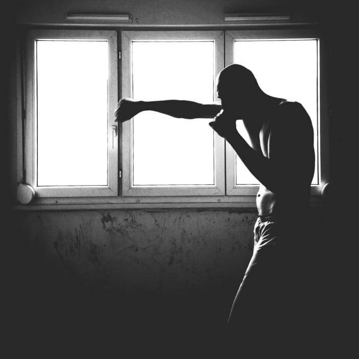 10 easy ways to take better silhouette photos with your iPhone 4 Photo by Cedric Blanchon