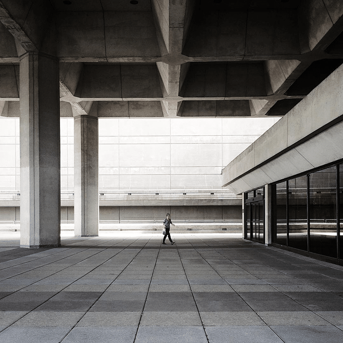 How Jen Burnett Takes Stunning Photos Of Urban Architecture With Her iPhone 6
