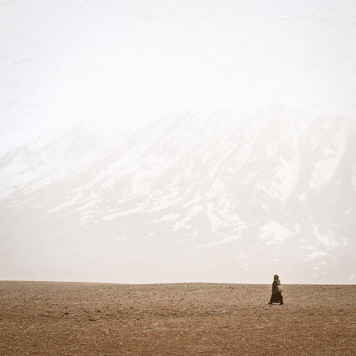 10 Wonderful Photos That Use Negative Space Taken With A Smartphone 5