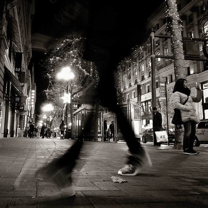 12 Amazing Examples of Black & White Photography Taken With a Smartphone 3 12 Amazing Examples of Black & White Photography Taken With a Smartphone 3