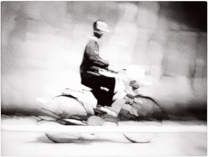 12 Amazing Examples of Black & White Photography Taken With a Smartphone 10 12 Amazing Examples of Black & White Photography Taken With a Smartphone 10
