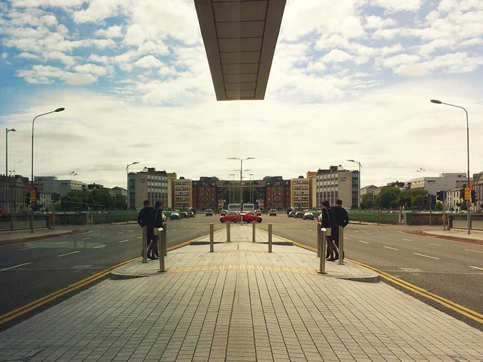 20 Superbly Symmetrical Photos Taken From The Mobiography Showcase Challenge 12 20 Superbly Symmetrical Photos Taken From The Mobiography Showcase Challenge 12