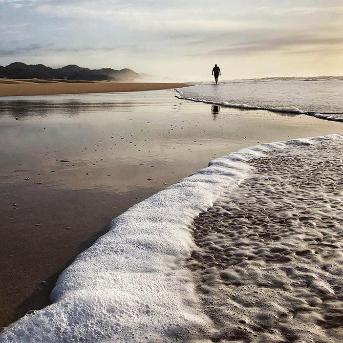 20 Superb Examples of Reflection Photography (That Were Taken With a Smartphone) 3 20 Superb Examples of Reflection Photography (That Were Taken With a Smartphone) 3