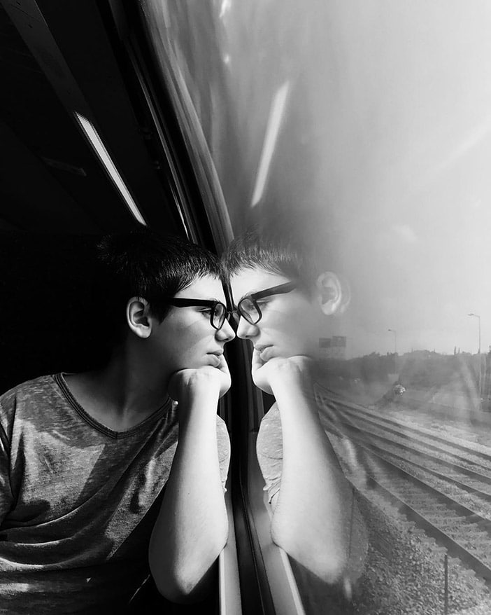 20 Superb Examples of Reflection Photography (That Were Taken With a Smartphone) 9 20 Superb Examples of Reflection Photography (That Were Taken With a Smartphone) 9