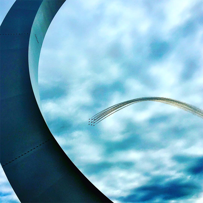 Showcase Challenge: 15 Curve Inspired Photos (Taken With A Smartphone) 3