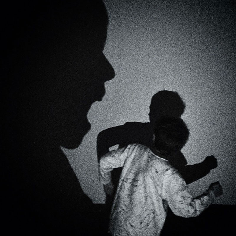 Mobiography Showcase Challenge: 15 Amazing Examples of Silhouettes & Shadows (Shot With A Smartphone) 4