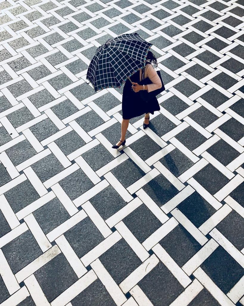 Mobiography Showcase Challenge: 15 Cool Smartphone Photos That Use Lines 6