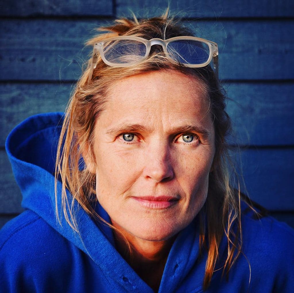 Mobiography Photo Challenge: 19 Beautifully Blue Inspired Smartphone Photos 14