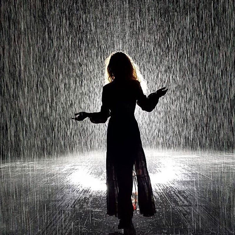 Mobiography Photo Challenge: 14 Superb Shadow & Silhouette Inspired Smartphone Photos 1