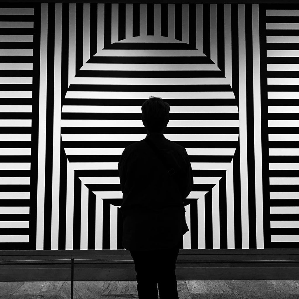 Mobiography Photo Challenge: 14 Superb Shadow & Silhouette Inspired Smartphone Photos 4