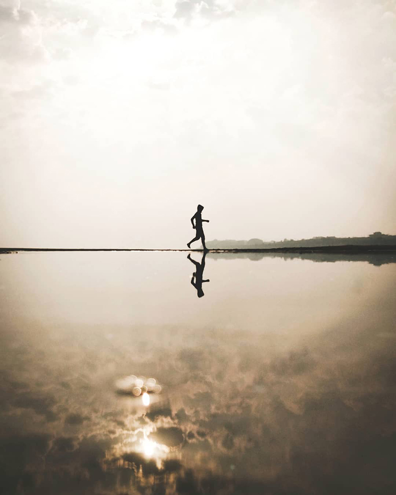Mobiography Photo Challenge: 13 Stunning Reflection Inspired Smartphone Photos 10