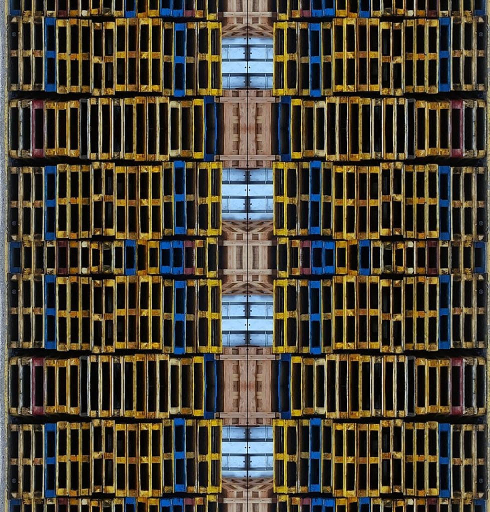 Mobiography Photo Challenge: 18 Beautifully Symmetrical Smartphone Photos 14