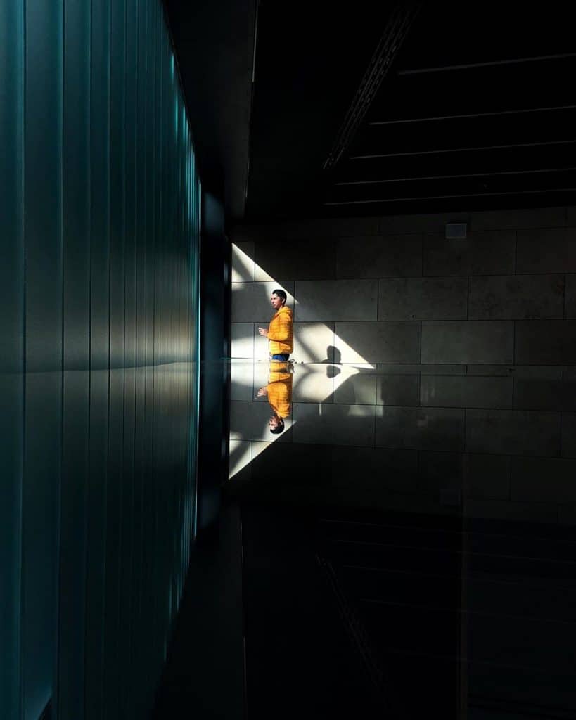 Mobiography Photo Challenge: 18 Beautifully Symmetrical Smartphone Photos 9