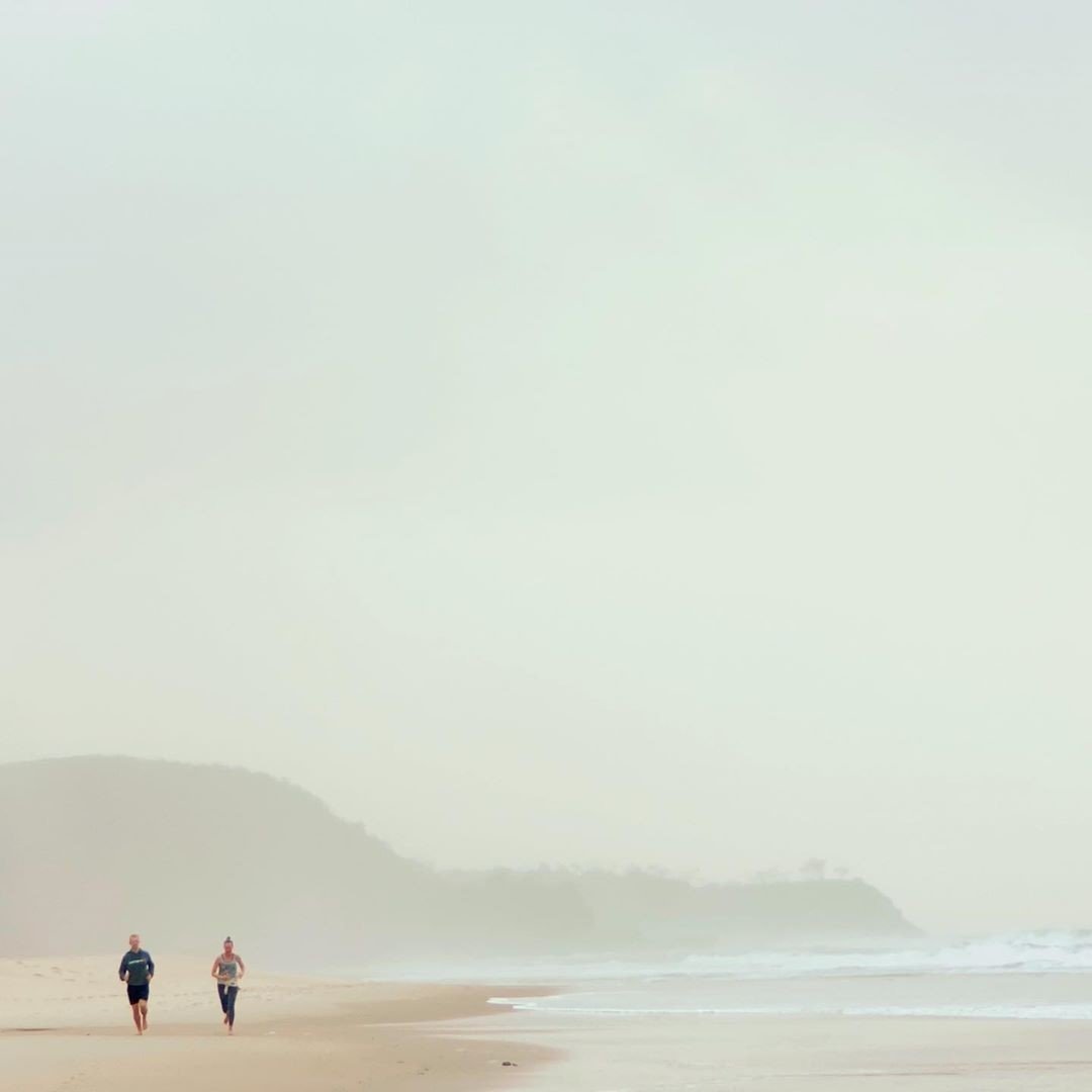 Mobiography Photo Challenge: 11 Beautiful Negative Space Inspired Smartphone Photos 2