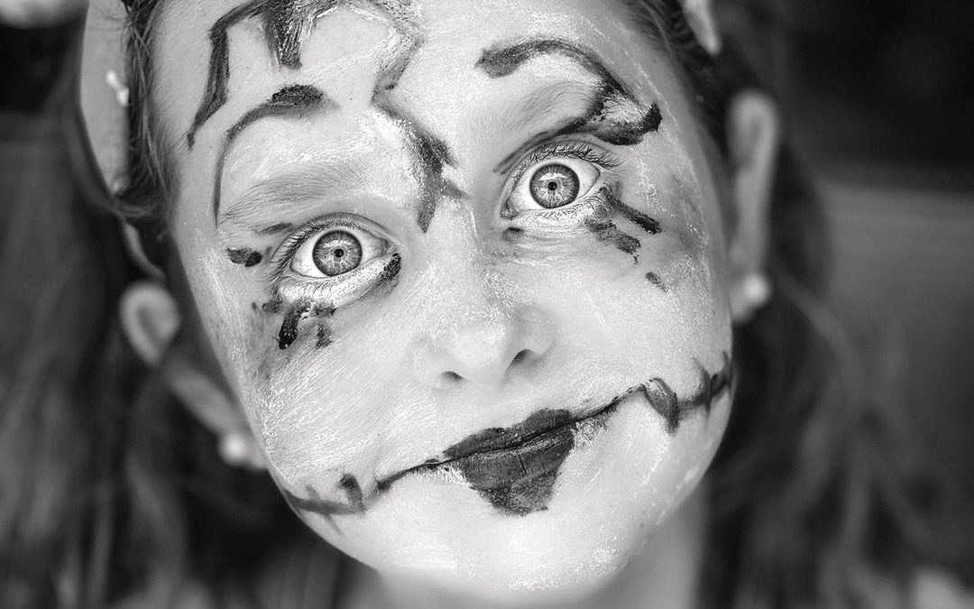 Mobiography Photo Challenge: 10 Beautiful People Portraits Taken with a Smartphone