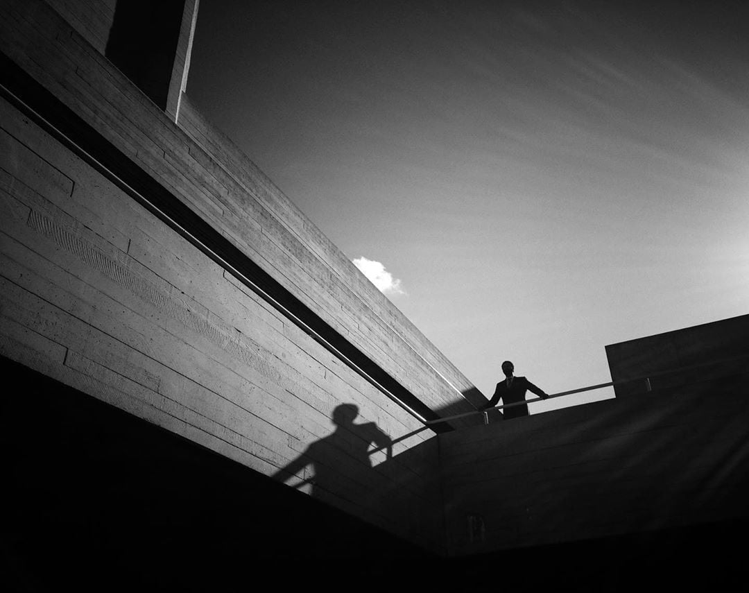 Mobiography Photo Challenge: 15 Stunning Curve & Line Inspired Smartphone Photos 1