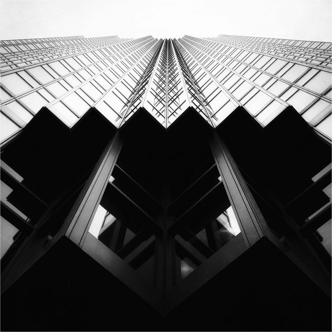 Mobiography Photo Challenge: 15 Stunning Black and White Smartphone Photos 1