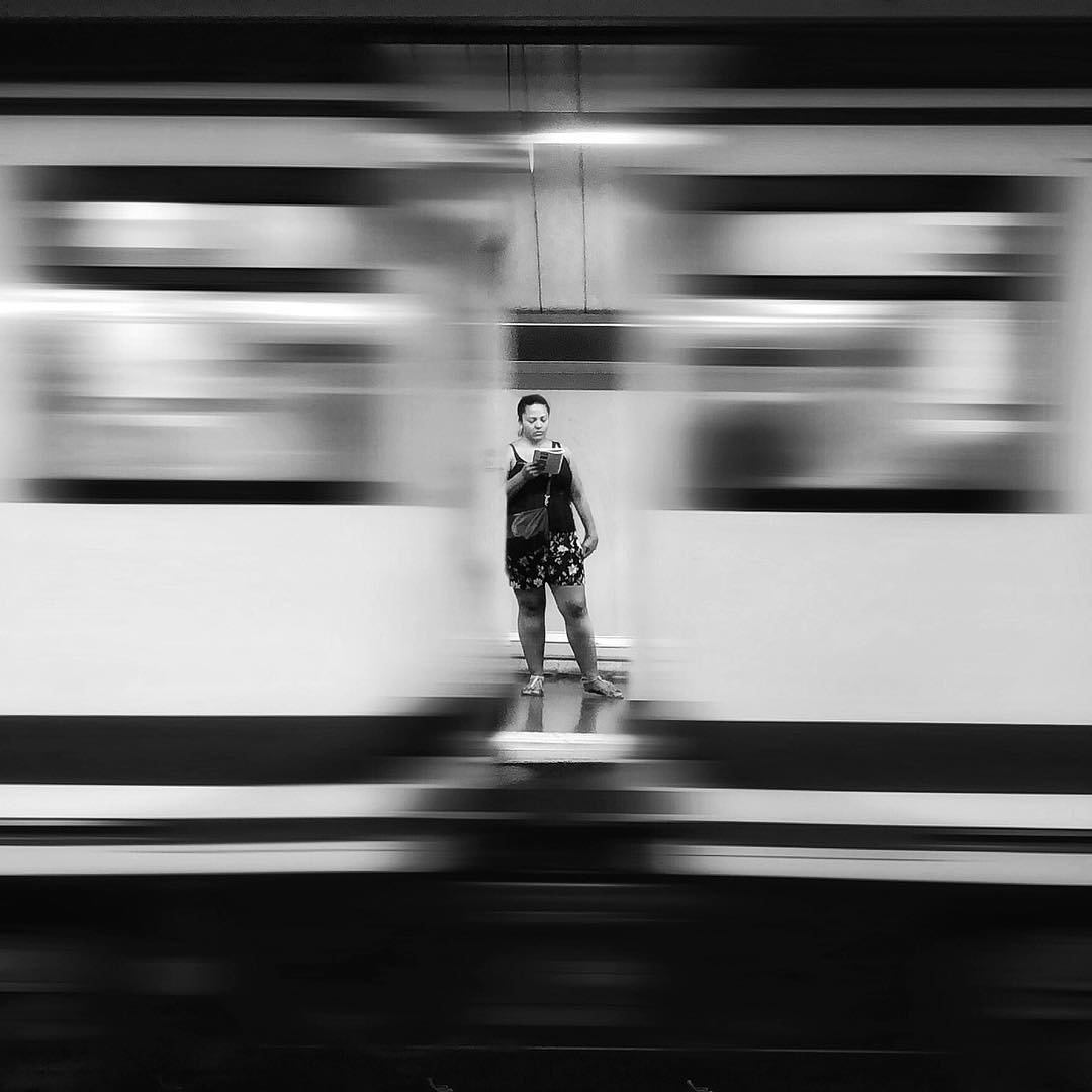 Mobiography Photo Challenge: 15 Stunning Black and White Smartphone Photos 5