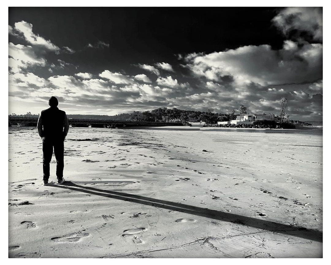 Mobiography Photo Challenge: 17 Stunning Shadow Inspired Smartphone Photos 9