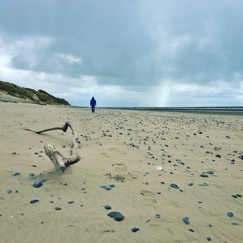7 Tips to Add Depth to Your iPhone Photos Using Foreground Interest 1