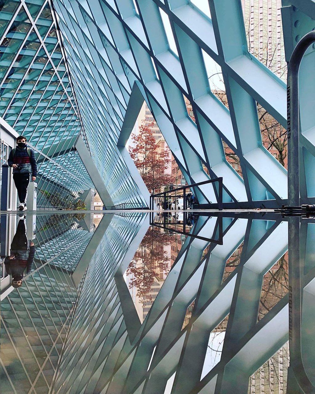 Mobiography Photo Challenge: 14 Reflection Inspired Smartphone Photos 8