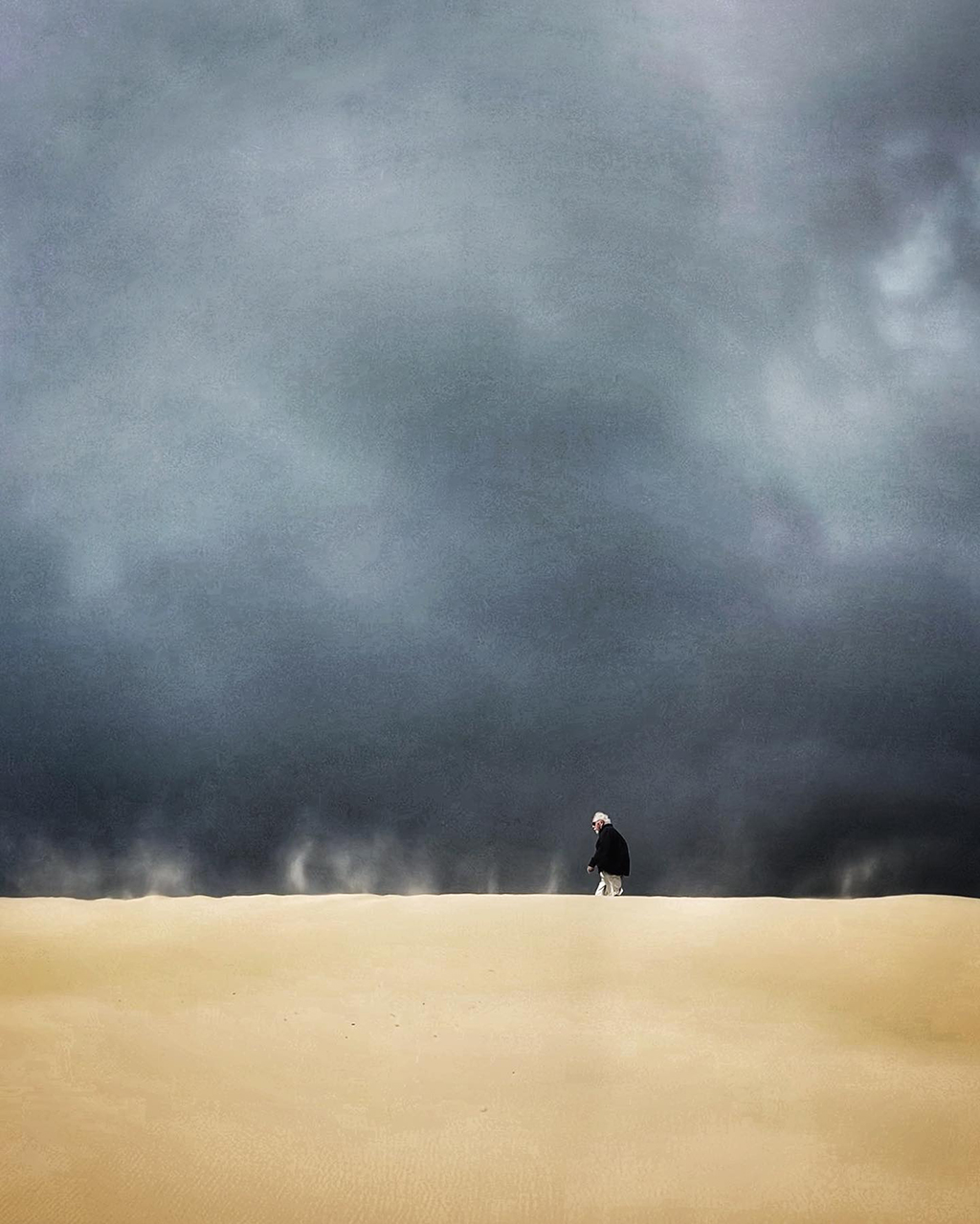 Mobiography Photo Challenge: 15 Stunning Sky Inspired Smartphone Photos 1